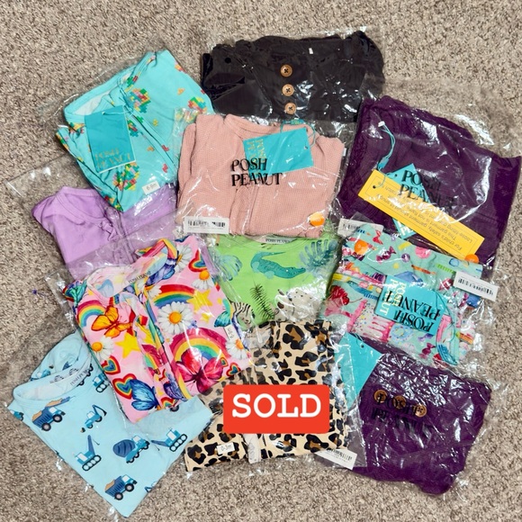 POSH PEANUT - 10PC BUNDLE - Picture 1 of 5